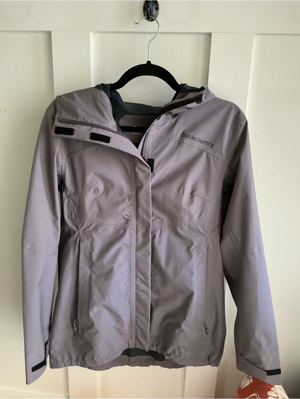 Backcountry Women's Lavender Hooded Rain Jacket